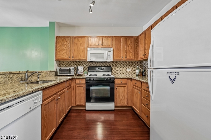 368 Rector Street Perth Amboy NJ 08861