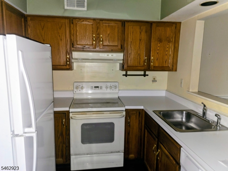 41 Stevens Court Bedminster NJ 07921