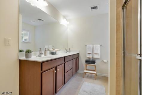 308 Rotando Way Morris Plains NJ 07950
