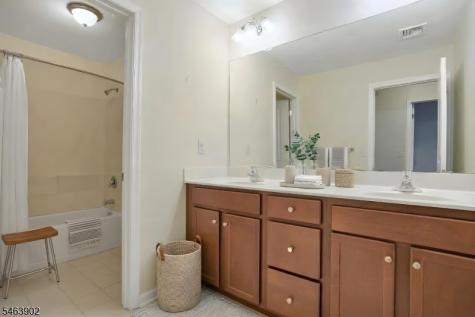 308 Rotando Way Morris Plains NJ 07950