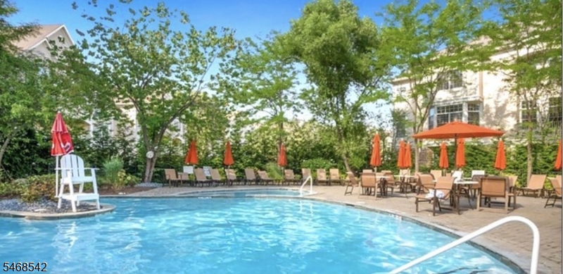 517 Regal Boulevard Livingston NJ 07039