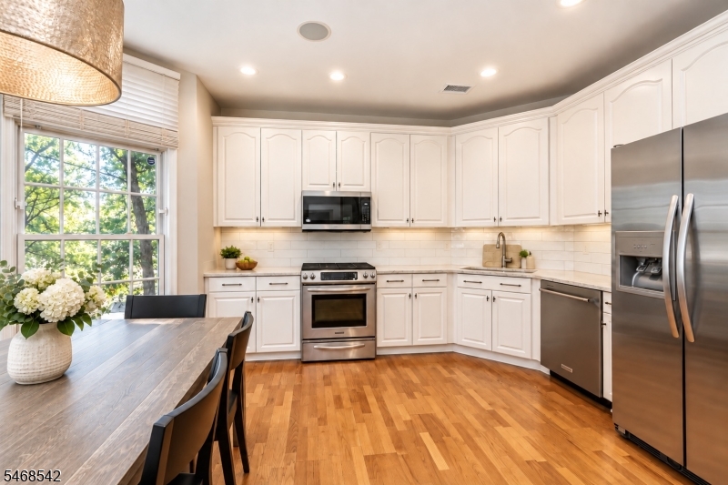 517 Regal Boulevard Livingston NJ 07039