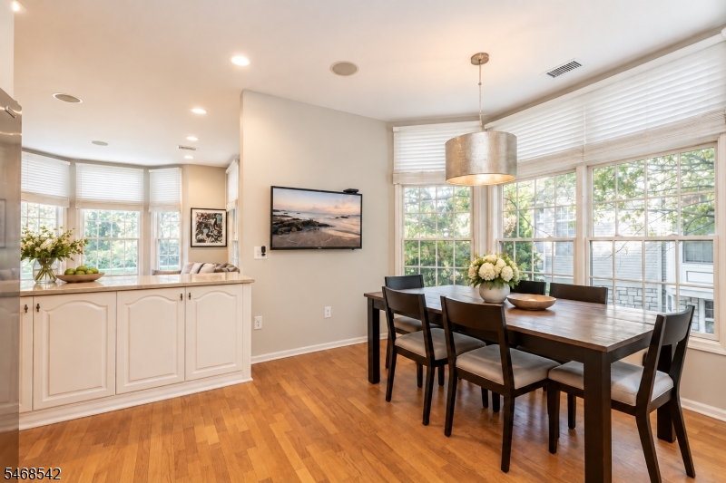 517 Regal Boulevard Livingston NJ 07039