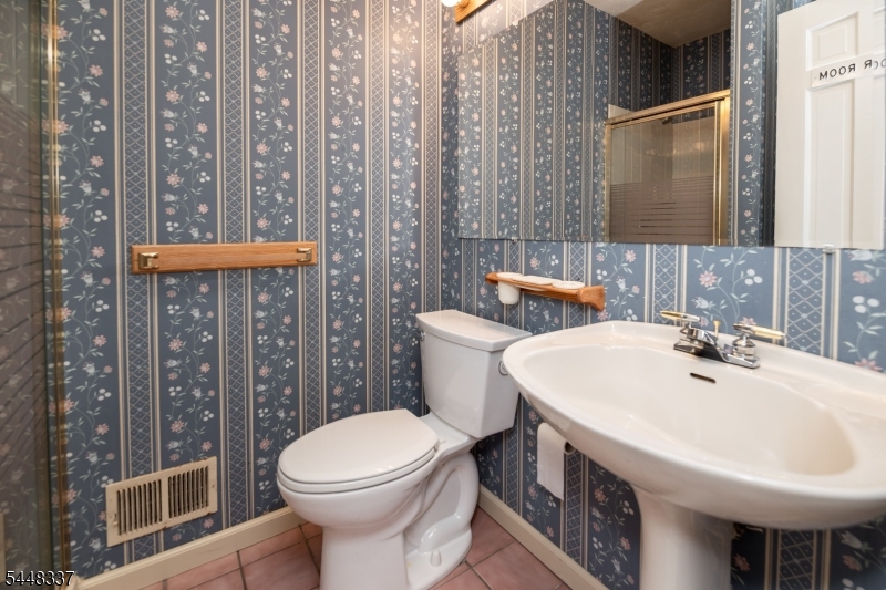 111 Osprey Allamuchy NJ 07840