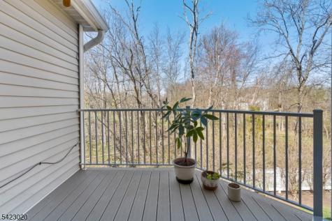 25 Chelsea Court Franklin NJ 08823