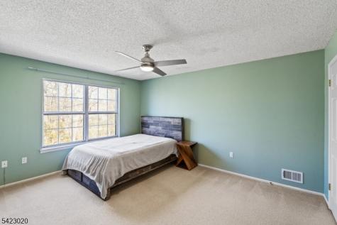 25 Chelsea Court Franklin NJ 08823