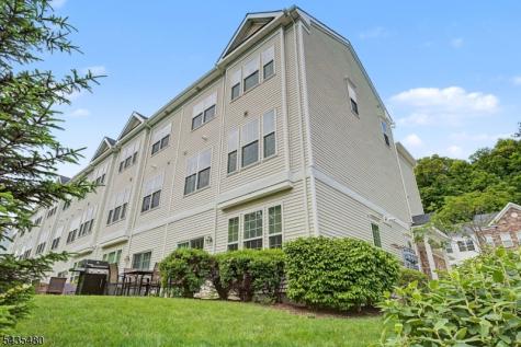 411 Parkview Lane Rockaway NJ 07866
