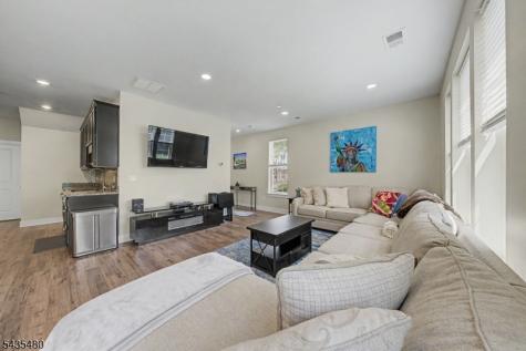 411 Parkview Lane Rockaway NJ 07866
