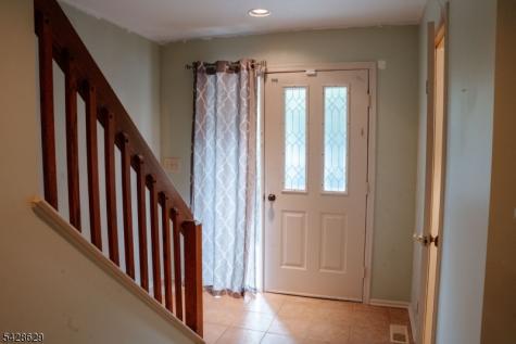5 Elm Terrace Raritan NJ 08822