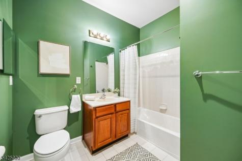 4 Quarry Drive Woodland Park NJ 07424