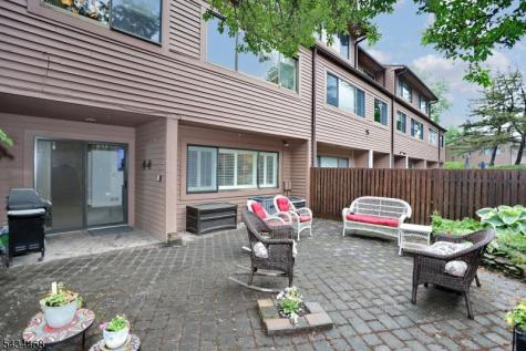 164 Winchester Court Washington NJ 07676