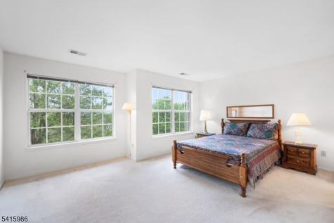29 Heatherwood Lane Bedminster NJ 07921