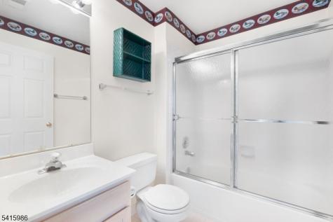 29 Heatherwood Lane Bedminster NJ 07921