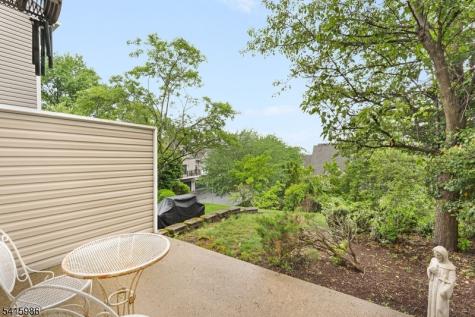 29 Heatherwood Lane Bedminster NJ 07921