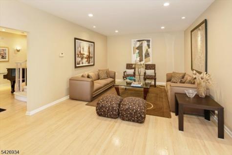 21 Wedgewood Drive Montville NJ 07045
