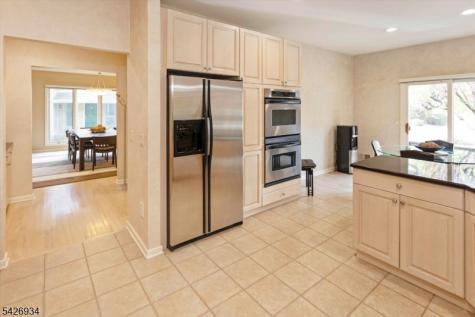 21 Wedgewood Drive Montville NJ 07045
