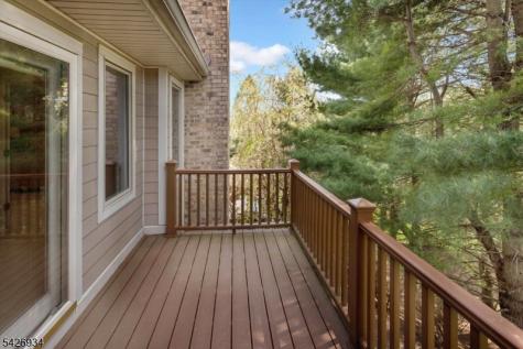 21 Wedgewood Drive Montville NJ 07045