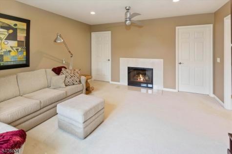 21 Wedgewood Drive Montville NJ 07045
