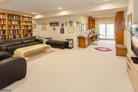 21 Wedgewood Drive Montville NJ 07045
