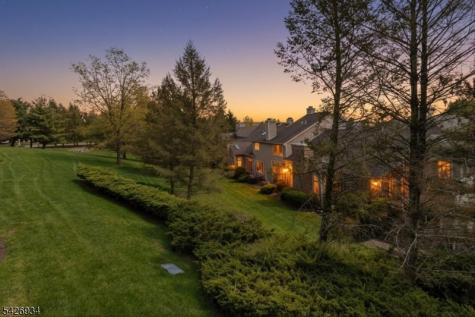 21 Wedgewood Drive Montville NJ 07045