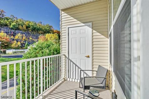 5219 Sanctuary Boulevard Riverdale NJ 07457