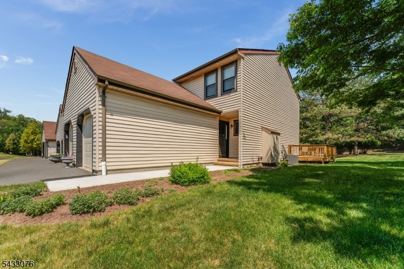 130 Locust Court Raritan NJ 08822
