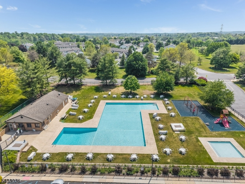 130 Locust Court Raritan NJ 08822