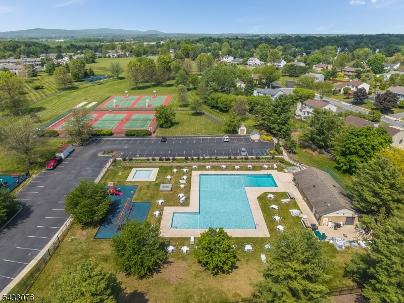 130 Locust Court Raritan NJ 08822