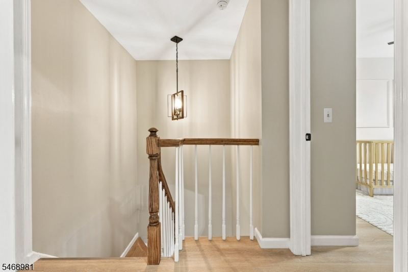 27 Crestmont Road Bedminster NJ 07921