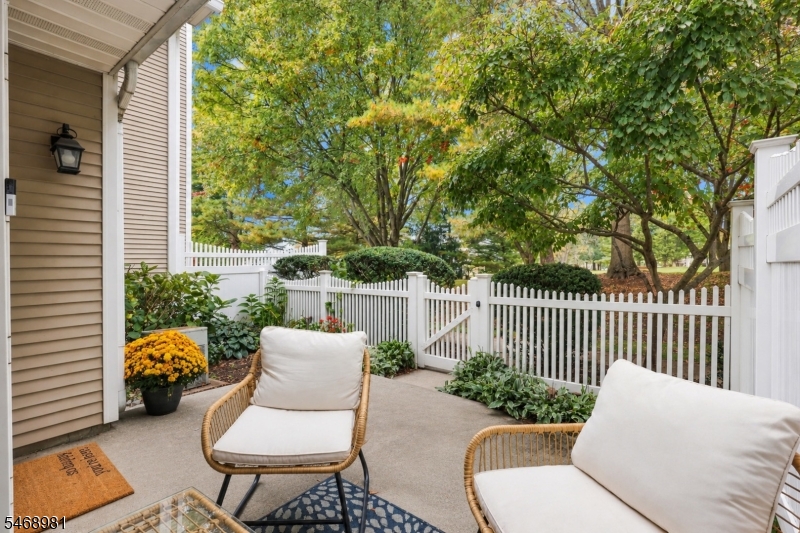 27 Crestmont Road Bedminster NJ 07921