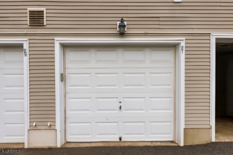 27 Crestmont Road Bedminster NJ 07921
