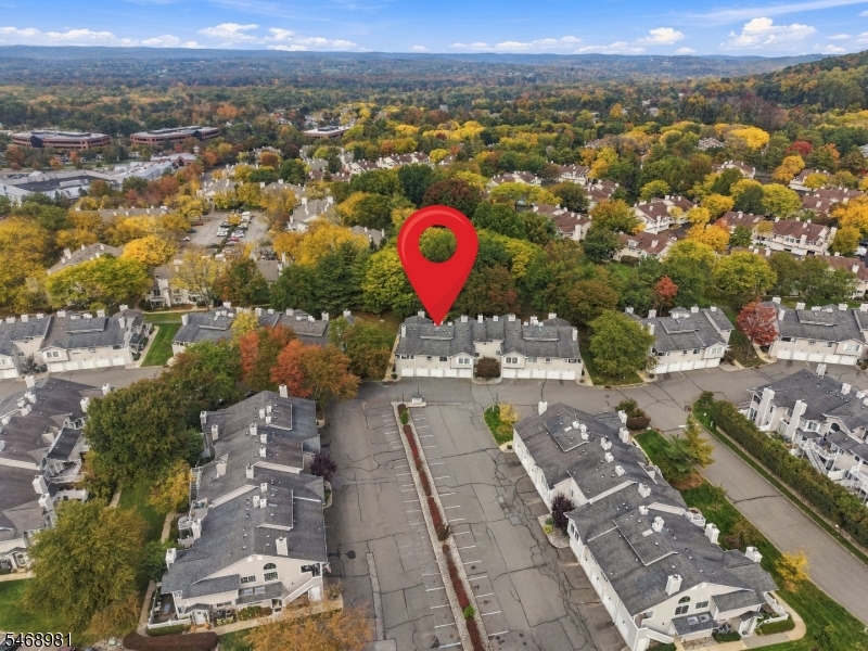27 Crestmont Road Bedminster NJ 07921