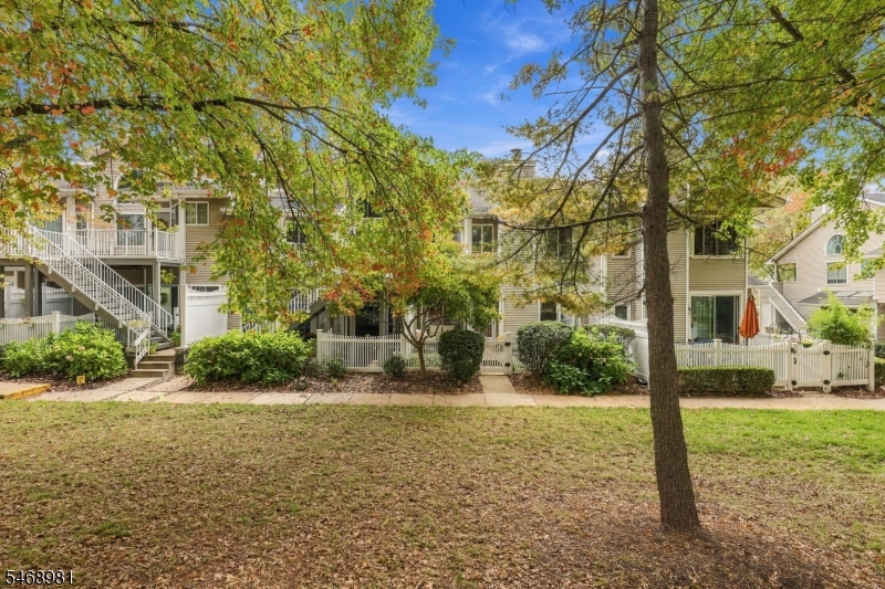 27 Crestmont Road Bedminster NJ 07921