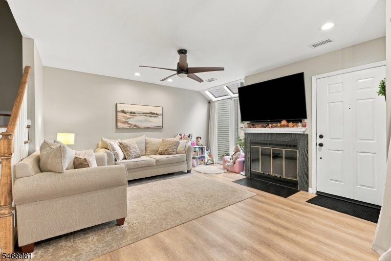27 Crestmont Road Bedminster NJ 07921