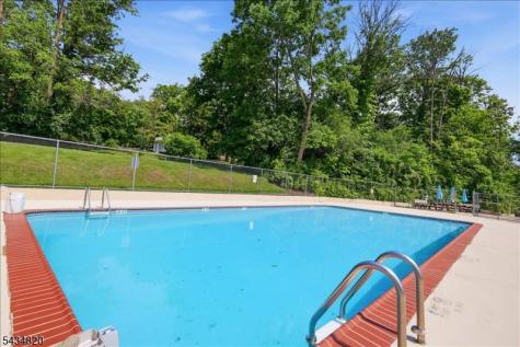 401 Us Highway 22 North Plainfield NJ 07060