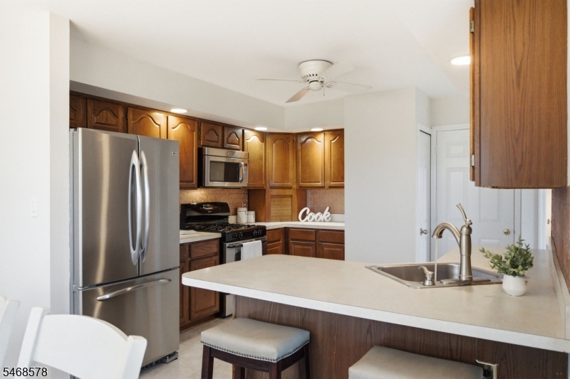 28 Pinehurst Drive Washington NJ 07882