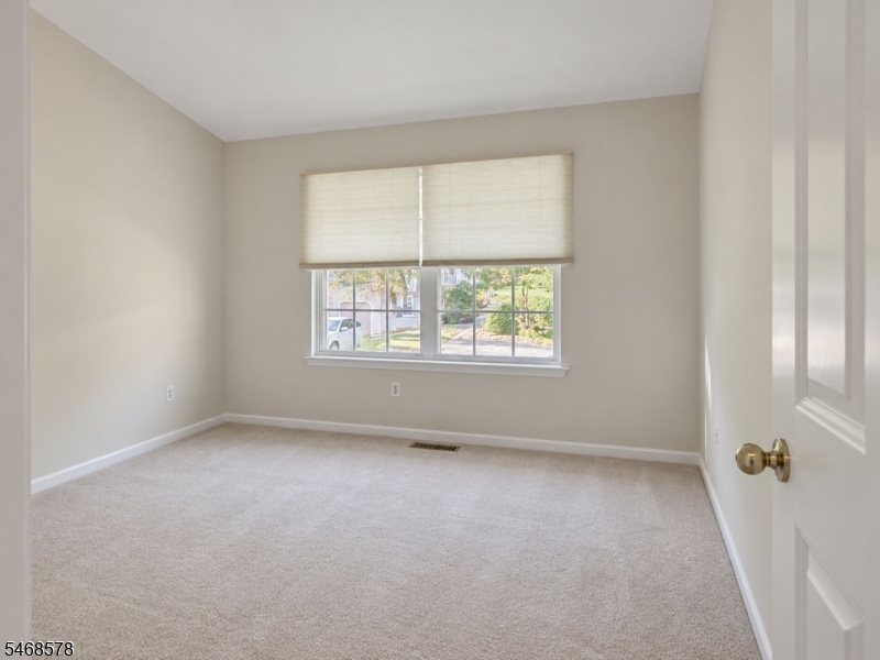 28 Pinehurst Drive Washington NJ 07882