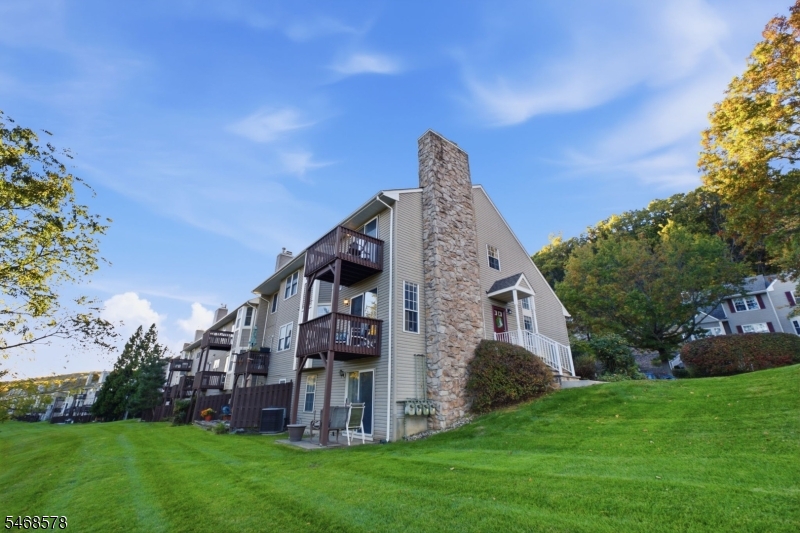 28 Pinehurst Drive Washington NJ 07882