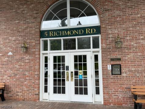 5319 Richmond Road West Milford NJ 07480
