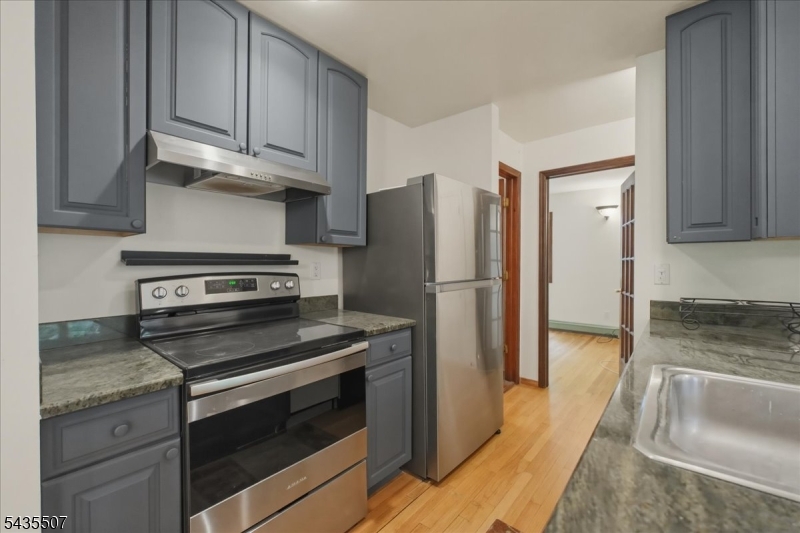 17 Village Way Vernon NJ 07462