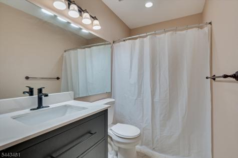 47 Sapphire Lane Franklin NJ 08823