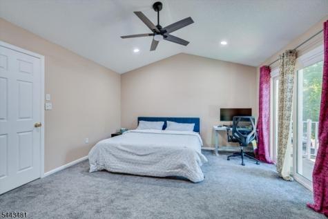 47 Sapphire Lane Franklin NJ 08823