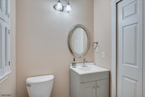 47 Sapphire Lane Franklin NJ 08823