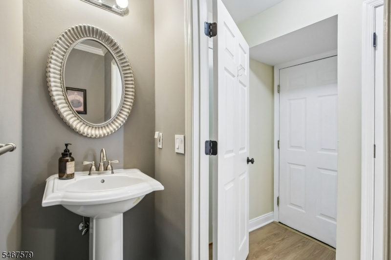 2 Charleston Court Bernards NJ 07920