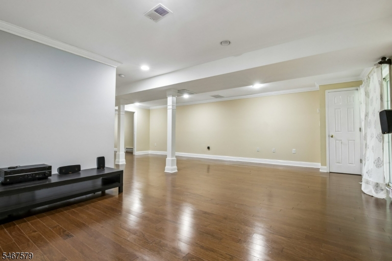 2 Charleston Court Bernards NJ 07920