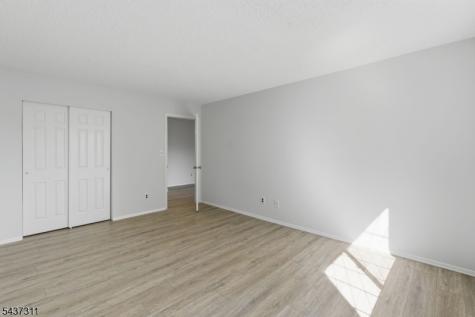 1190 W St Georges Ave, C34 Linden NJ 07036