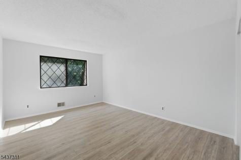 1190 W St Georges Ave, C34 Linden NJ 07036