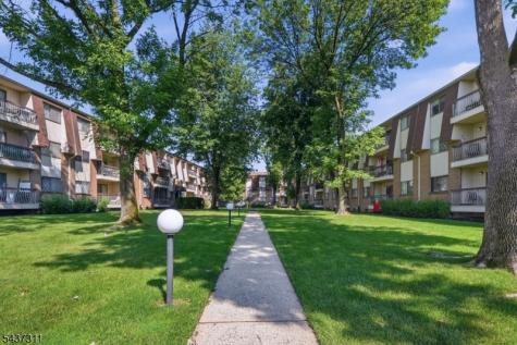 1190 W St Georges Ave, C34 Linden NJ 07036