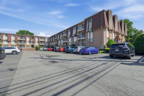 1190 W St Georges Ave, C34 Linden NJ 07036