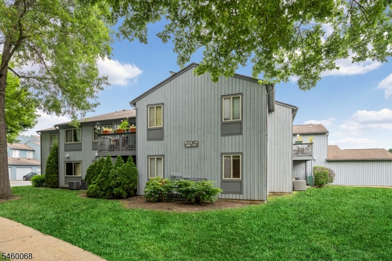 60 Drake Lane Roxbury NJ 07852